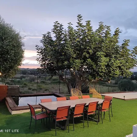 Les Trois Oliviers Villa Loupian