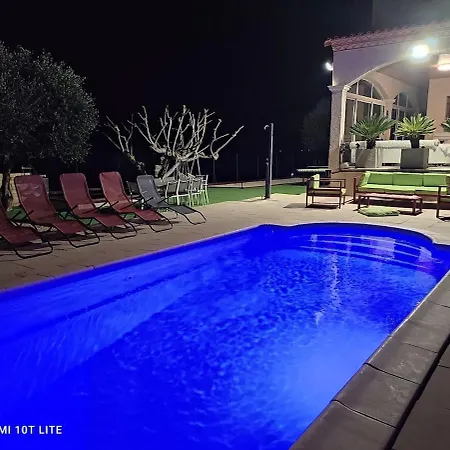 Villa Les Trois Oliviers