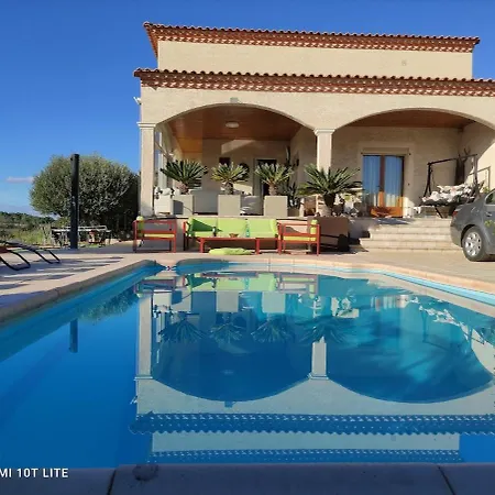 Les Trois Oliviers Villa
