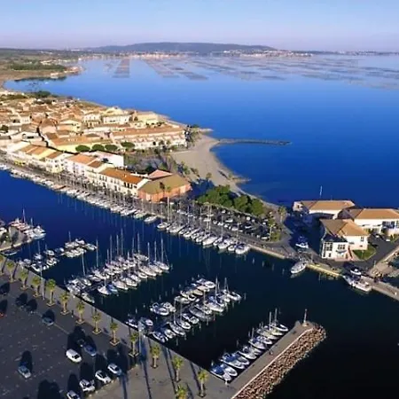 Les Trois Oliviers Villa Loupian