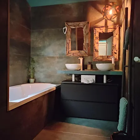 Les Trois Oliviers 别墅