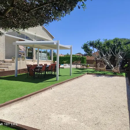 Les Trois Oliviers Villa