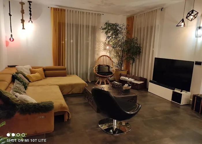 Les Trois Oliviers Loupian